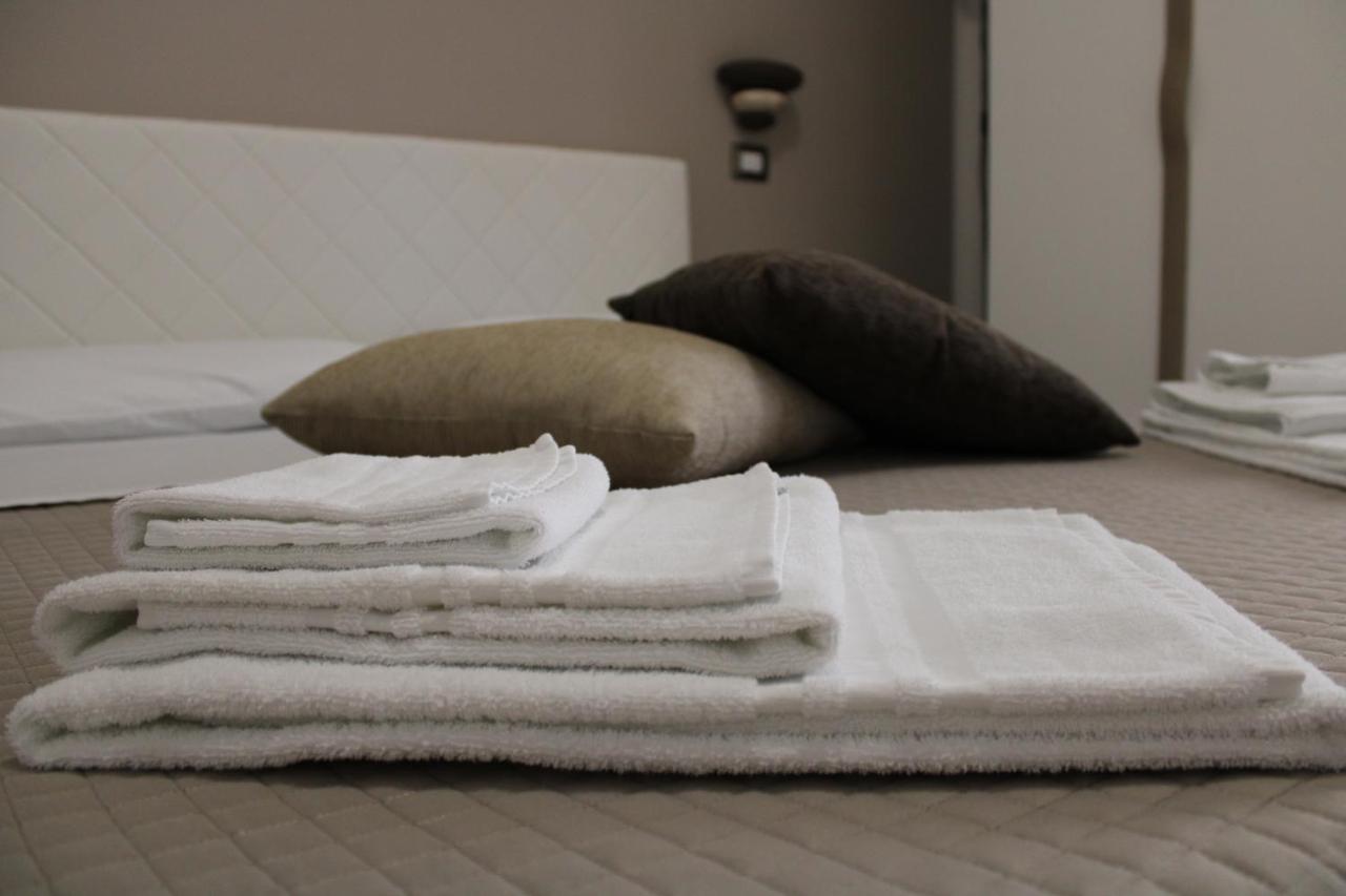 B&B D'Amari Affittacamere Palermo Exteriör bild